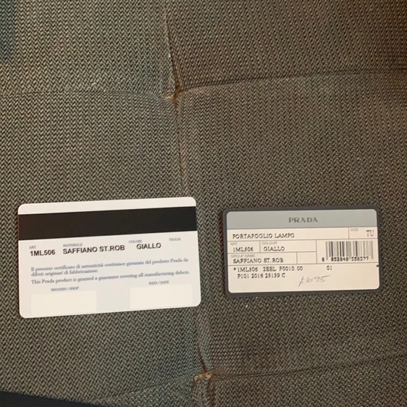 Prada saffiano st robot color giallo new with box and authenticity cards RARE - Picture 2 of 8